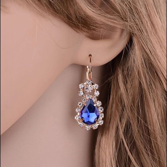 💙 Blue Sapphire Gold Plated Crystal Rhinestones Jewelry Set - Picture 6 of 6